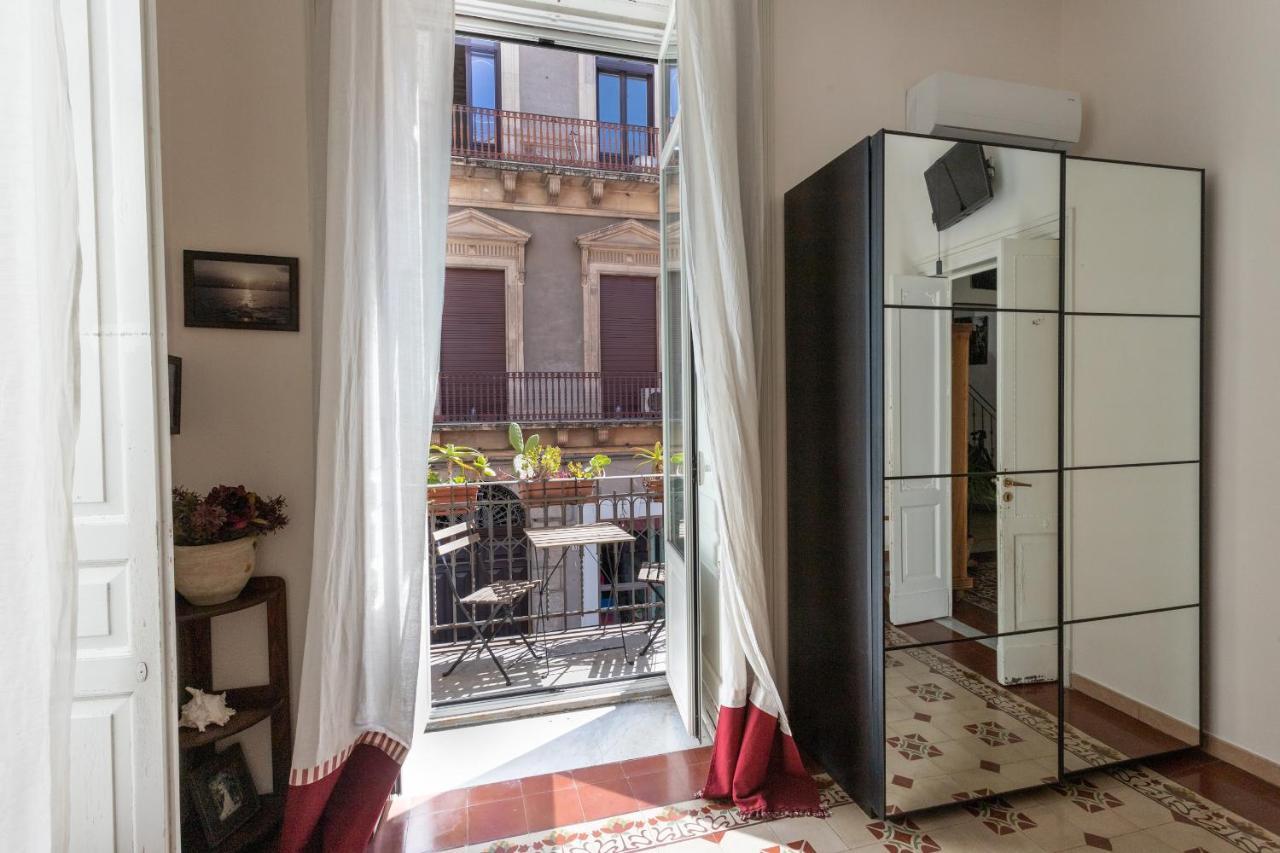 Zefiro Rooms Catania Ngoại thất bức ảnh