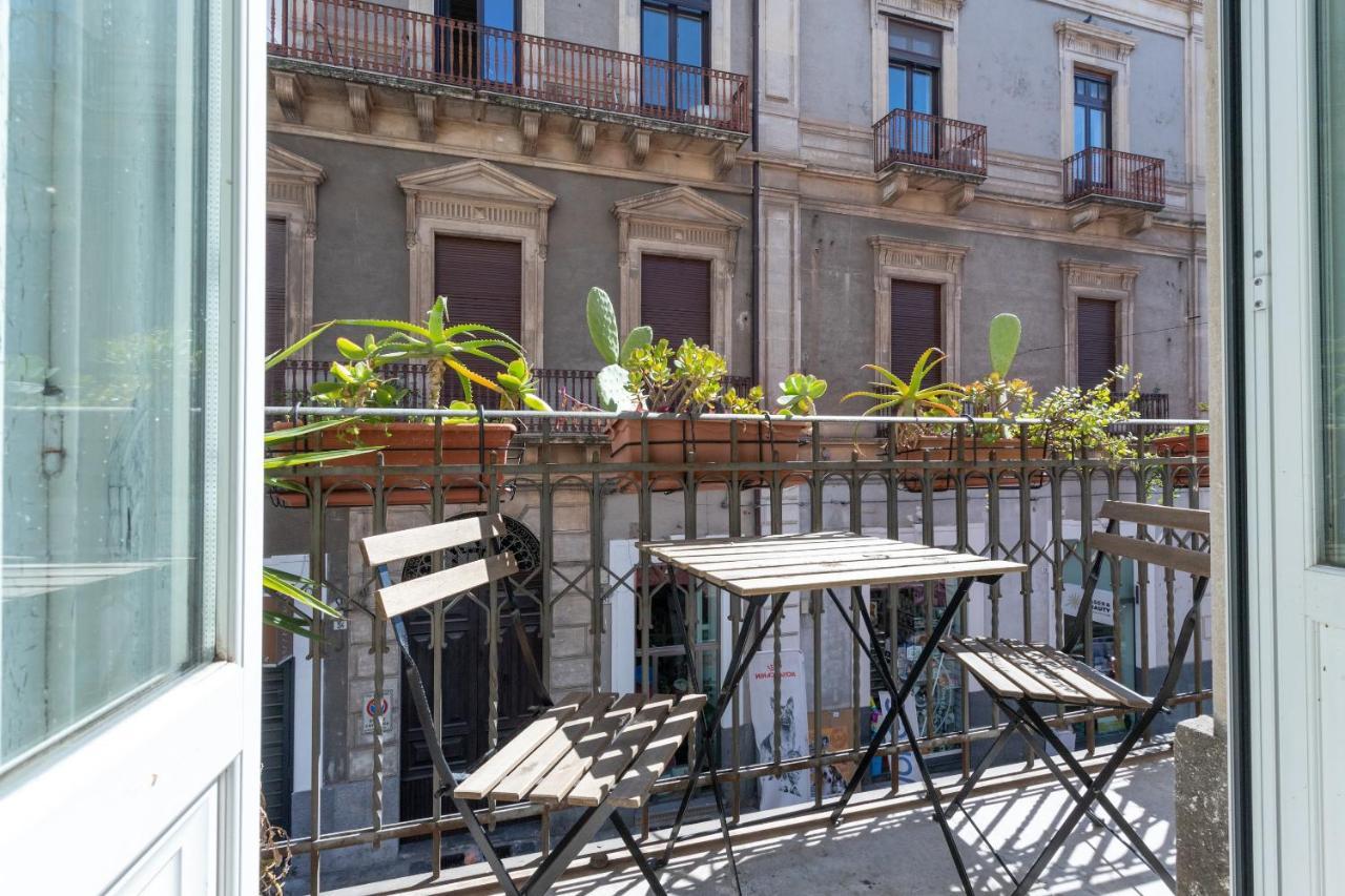 Zefiro Rooms Catania Ngoại thất bức ảnh