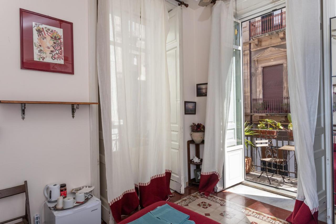 Zefiro Rooms Catania Ngoại thất bức ảnh